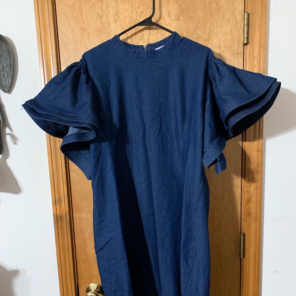 Form-fitting Denim Dress w/Ruffle Sleeves